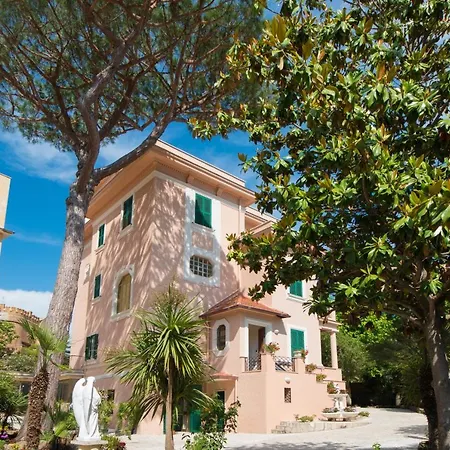 San Luigi Orione Hostel *