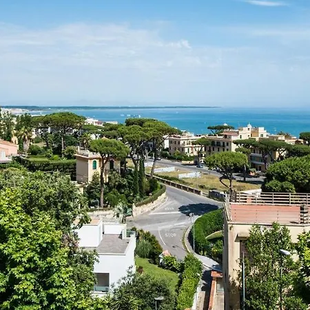 San Luigi Orione Hostel *