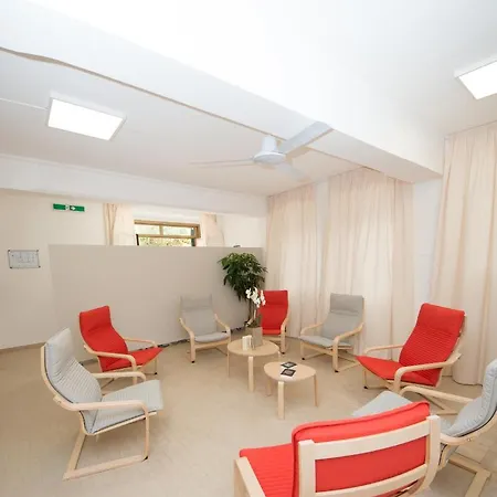 Hostel San Luigi Orione *